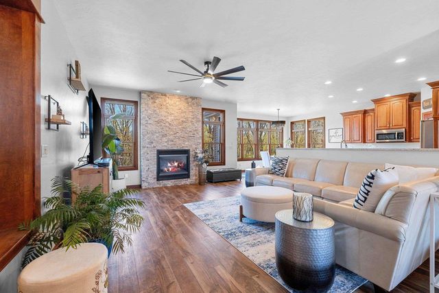 2187 PALMER DRIVE, Green Bay, WI 54311