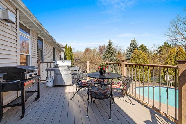 2187 PALMER DRIVE, Green Bay, WI 54311