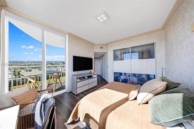 1745 E Hallandale Beach Boulevard 2407W, Hallandale Beach, FL 33009