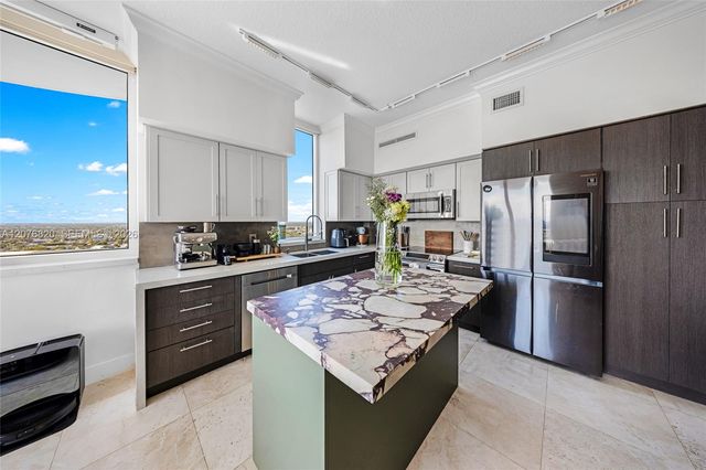 1745 E Hallandale Beach Boulevard 2407W, Hallandale Beach, FL 33009