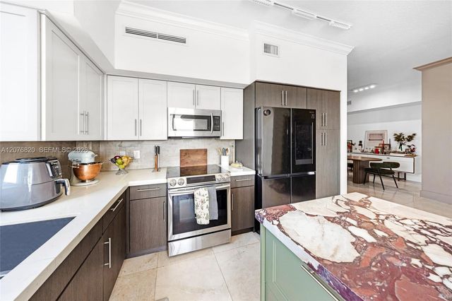 1745 E Hallandale Beach Boulevard 2407W, Hallandale Beach, FL 33009