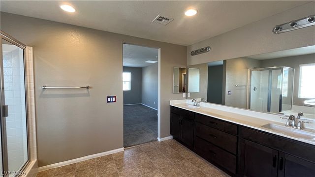 1816 Luxor Lights Avenue, North Las Vegas, NV 89081
