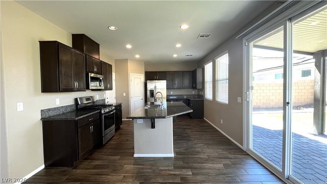 1816 Luxor Lights Avenue, North Las Vegas, NV 89081