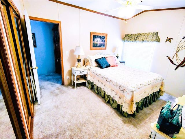 2235 Hidalgo Street, Mercedes, TX 78570