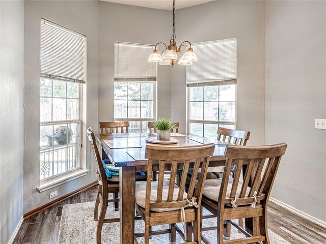 2613 Jills Trail, Edmond, OK 73012
