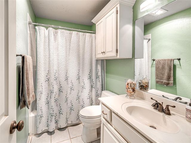 2613 Jills Trail, Edmond, OK 73012