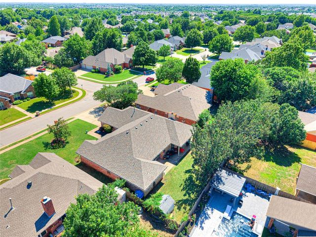 2613 Jills Trail, Edmond, OK 73012