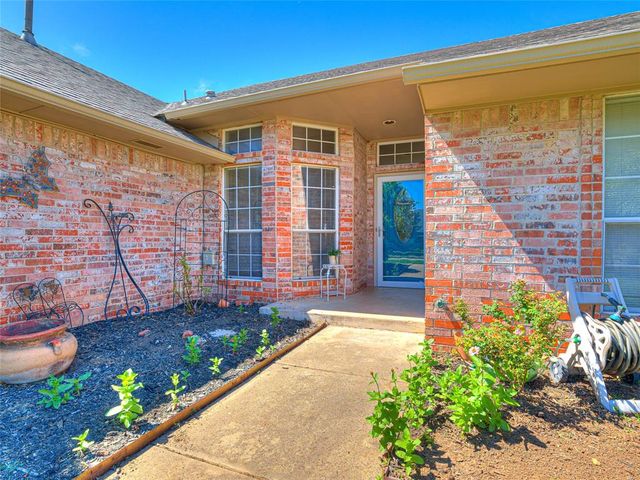 2613 Jills Trail, Edmond, OK 73012