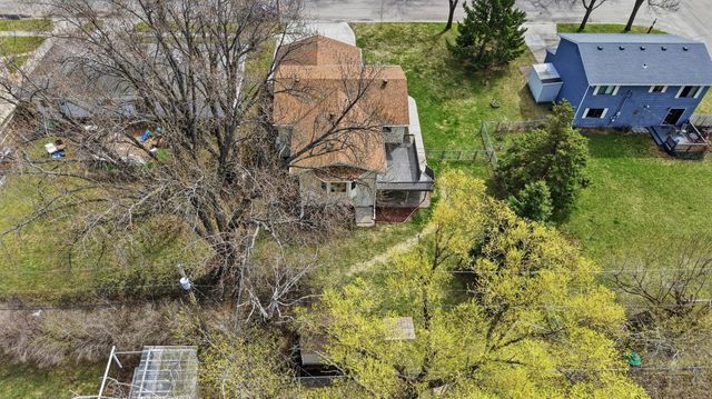 1109 9th Street N, Moorhead, MN 56560