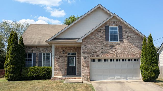 3416 Bradfield Dr, Clarksville, TN 37042