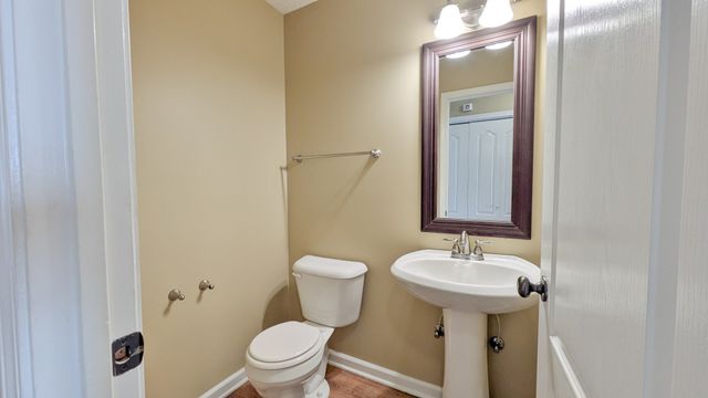3416 Bradfield Dr, Clarksville, TN 37042