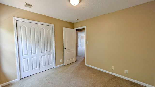 3416 Bradfield Dr, Clarksville, TN 37042