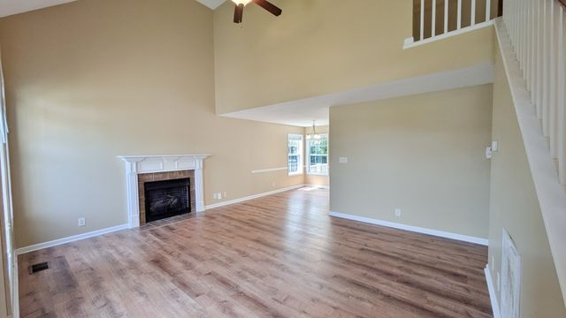 3416 Bradfield Dr, Clarksville, TN 37042