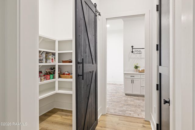 200 Timber Mill Street, Lafayette, LA 70508