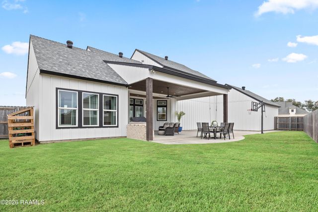 200 Timber Mill Street, Lafayette, LA 70508