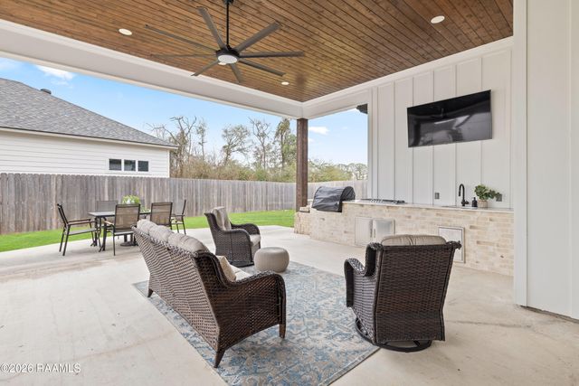 200 Timber Mill Street, Lafayette, LA 70508