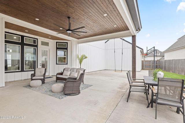 200 Timber Mill Street, Lafayette, LA 70508