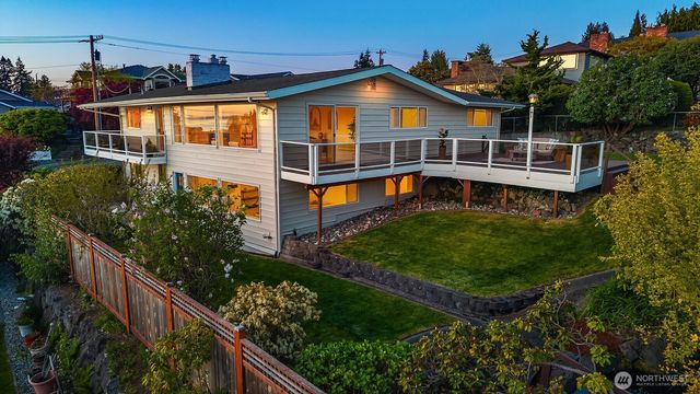 814 Dayton Street, Edmonds, WA 98020