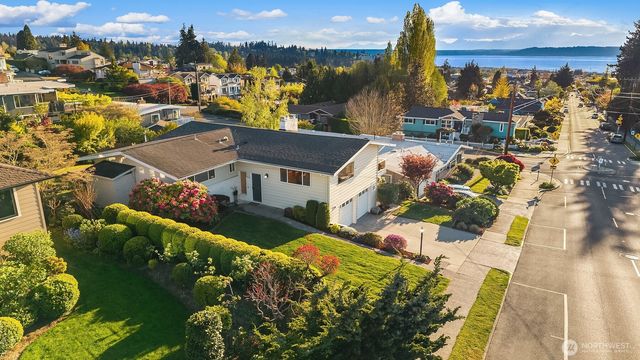 814 Dayton Street, Edmonds, WA 98020