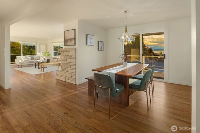814 Dayton Street, Edmonds, WA 98020