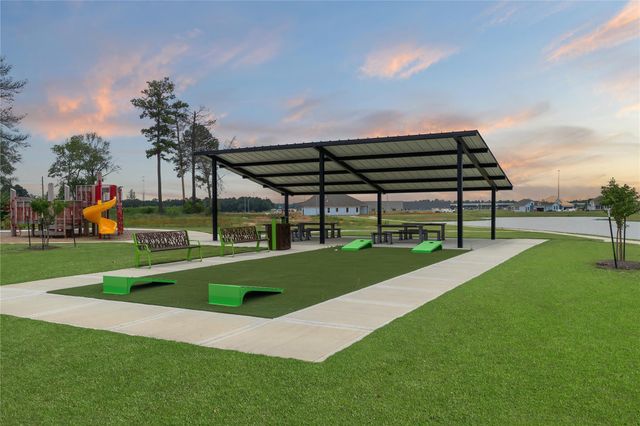 13327 Valley Orchard, Tomball, TX 77375