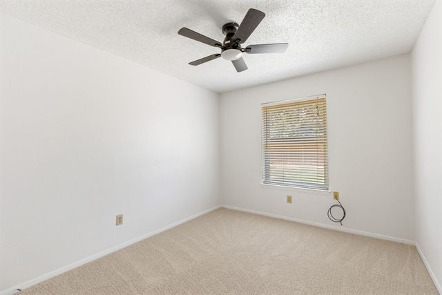 4009 Pueblo Trail, Lake Worth, TX 76135