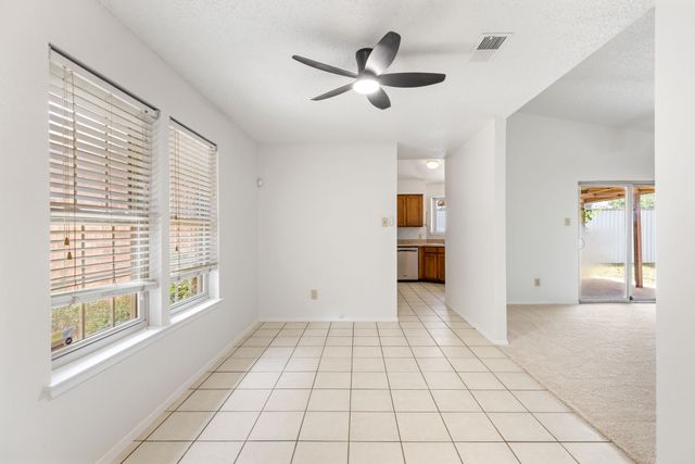 4009 Pueblo Trail, Lake Worth, TX 76135
