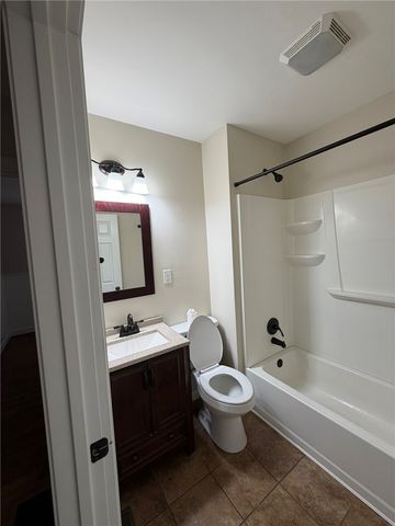 12 Harshman Street, Brookville, OH 45309