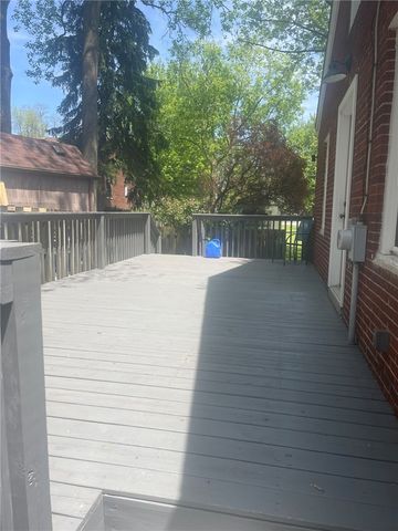 12 Harshman Street, Brookville, OH 45309