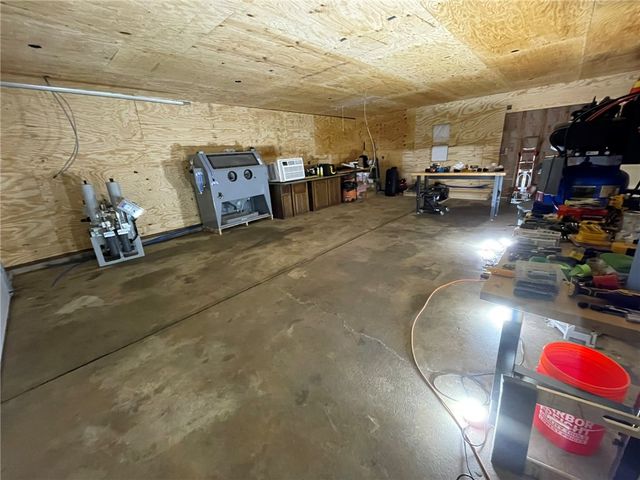 12 Harshman Street, Brookville, OH 45309
