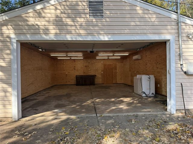 12 Harshman Street, Brookville, OH 45309