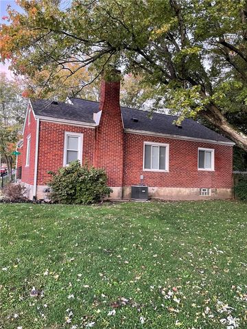 12 Harshman Street, Brookville, OH 45309