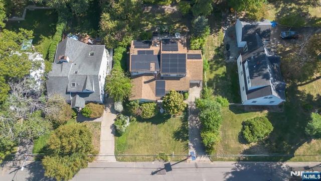 766 7th Avenue, River Edge, NJ 07661