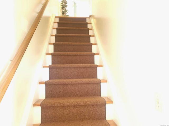 39 Nash Place A, Norwalk, CT 06854