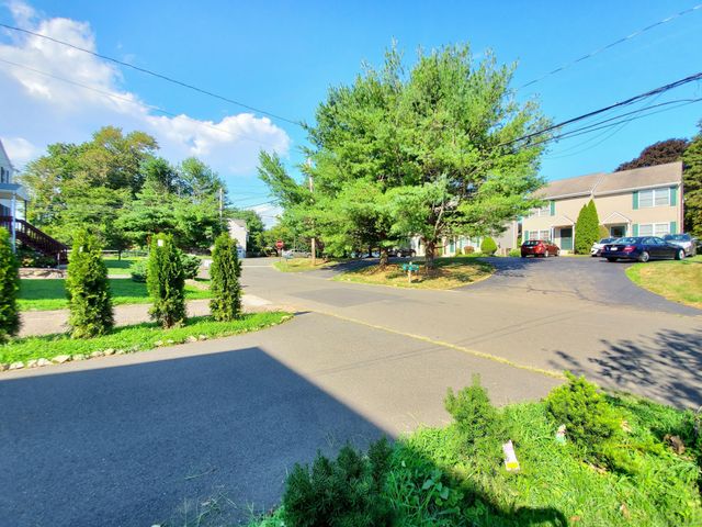 39 Nash Place A, Norwalk, CT 06854