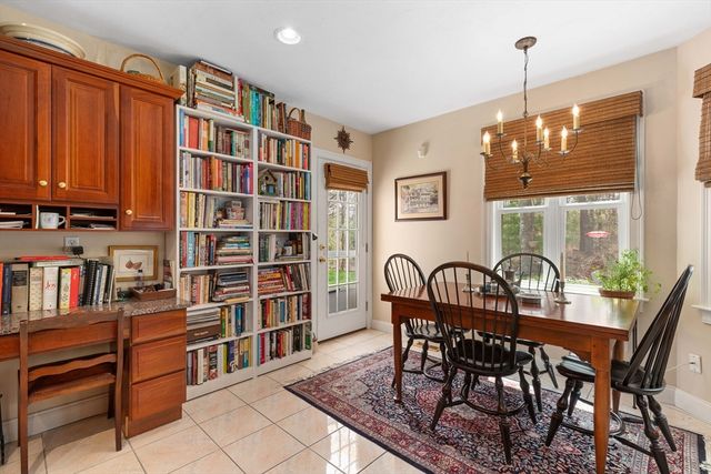 64 Early Red Cir, Plymouth, MA 02360