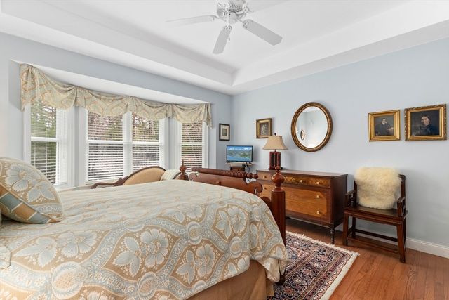 64 Early Red Cir, Plymouth, MA 02360