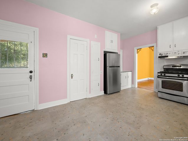 1627 Schley, San Antonio, TX 78210