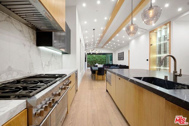 4803 Lemona Avenue, Sherman Oaks, CA 91403