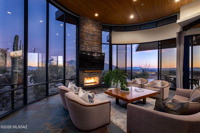 1277 W Tortolita Mountain Circle, Oro Valley, AZ 85755