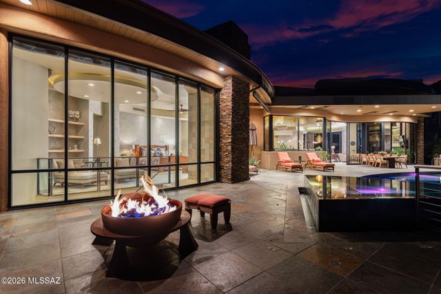 1277 W Tortolita Mountain Circle, Oro Valley, AZ 85755