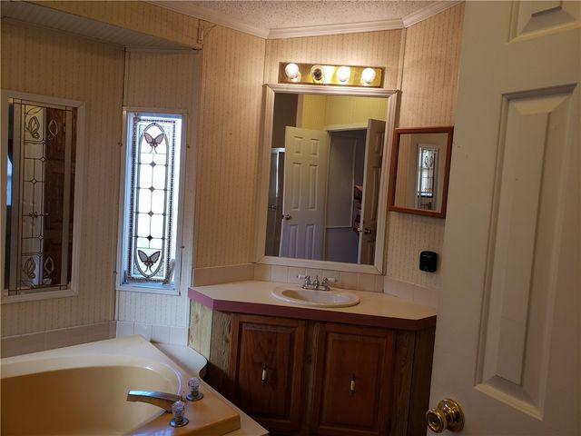 53 Lear Drive, Coventry, RI 02816