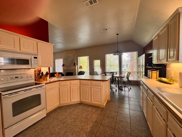 3016 Deer Trail, Mckinney, TX 75071