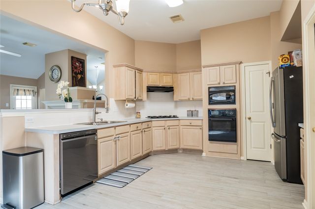 9120 Fainwood LN, Austin, TX 78749