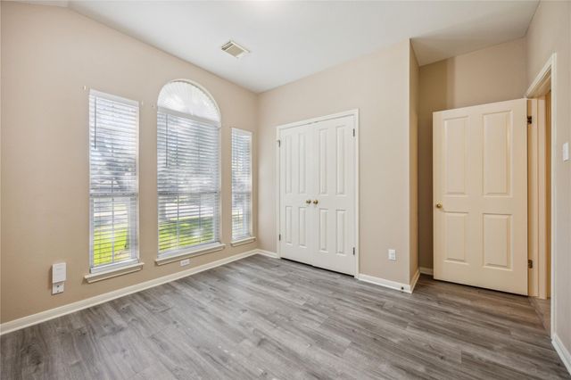 9120 Fainwood LN, Austin, TX 78749