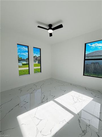 904 10th ST, Lehigh Acres, FL 33972