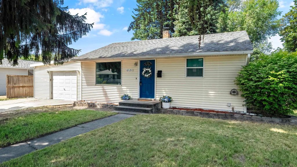 6121 N Belt St, Spokane, WA 99205