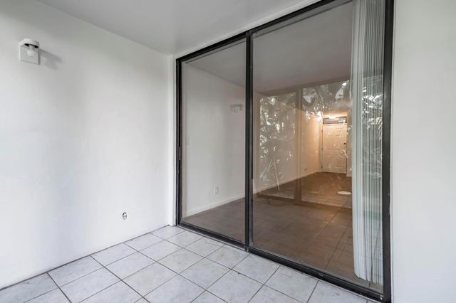 210 Lake Pointe Drive 103, Oakland Park, FL 33309