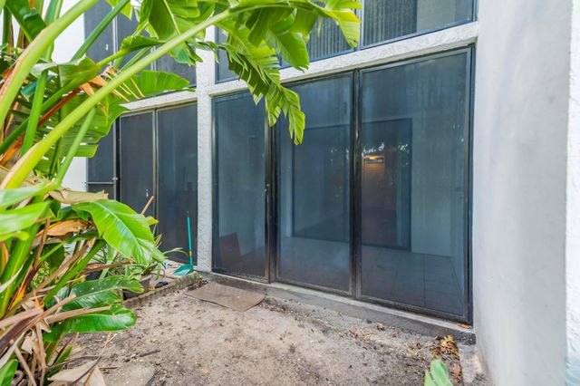 210 Lake Pointe Drive 103, Oakland Park, FL 33309