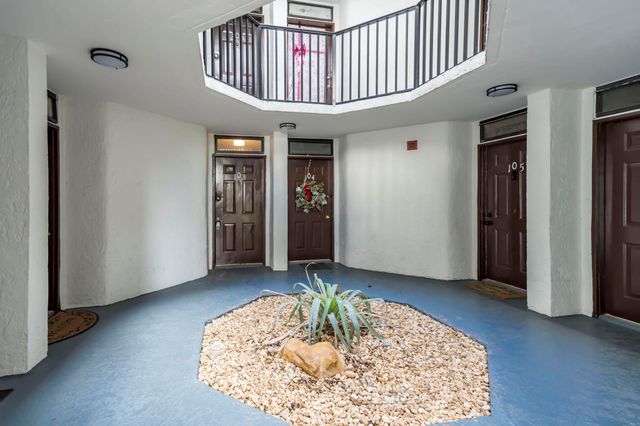 210 Lake Pointe Drive 103, Oakland Park, FL 33309